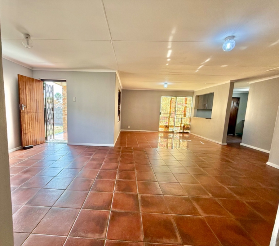 3 Bedroom Property for Sale in Hillside Eastern Cape